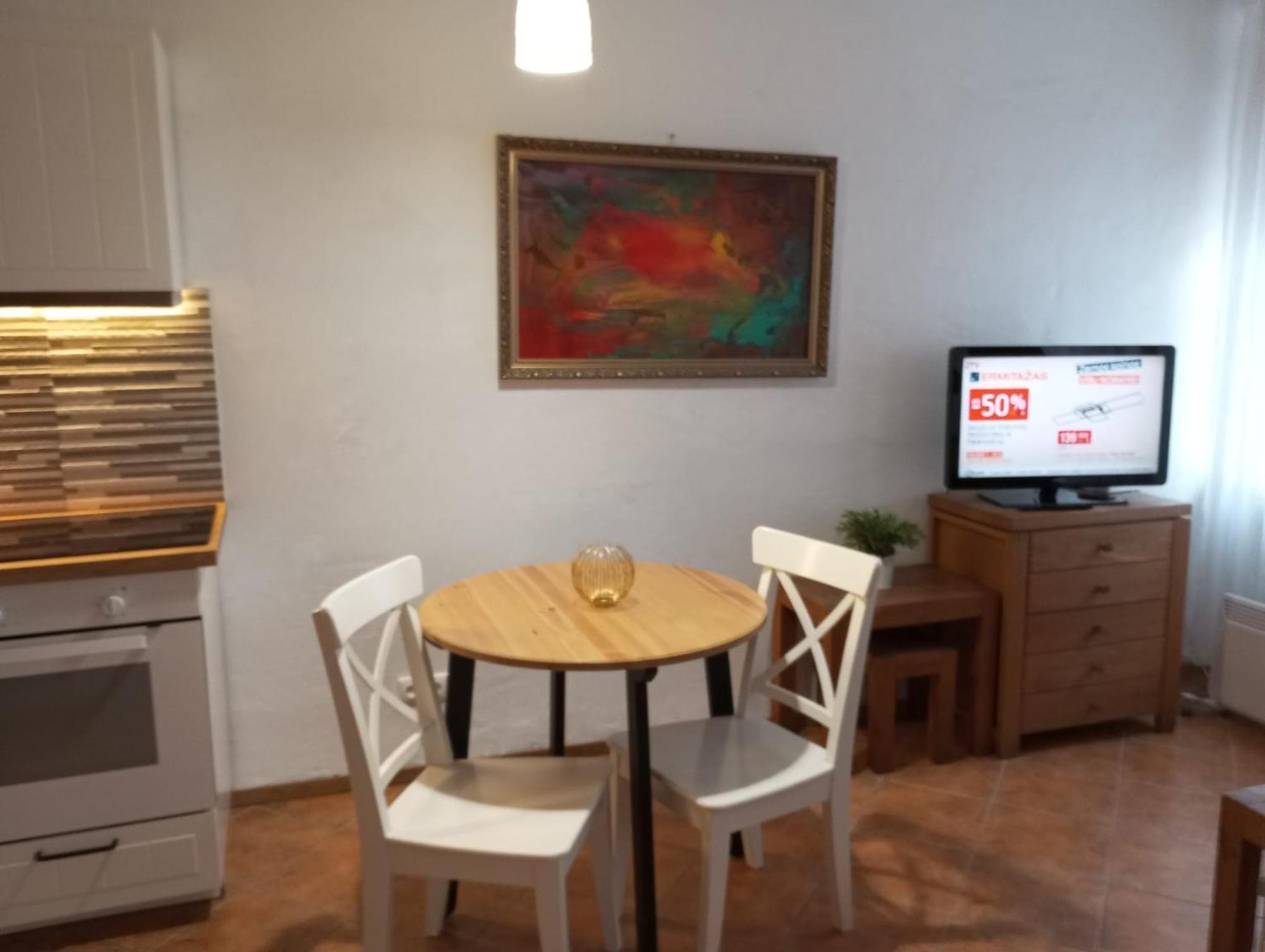 Old Studio Apartment Вильнюс Экстерьер фото